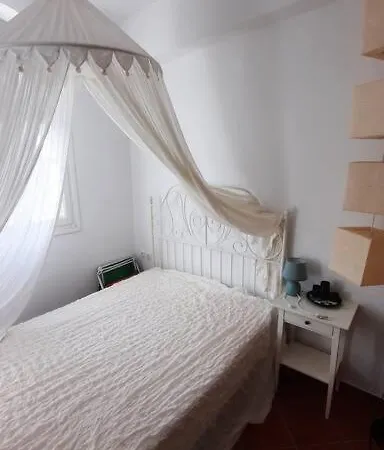 Demy Дом отдыха Kardhiani